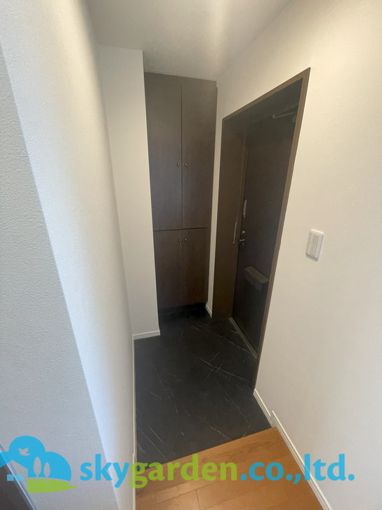 コスモ茅ヶ崎ベルセーヌの玄関