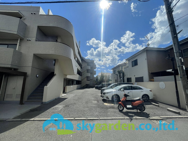 コスモ茅ヶ崎ベルセーヌの駐輪場