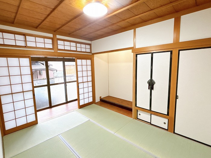 リフォーム　中古戸建　大垣市菅野1丁目　昭和52年築の和室|一階和室