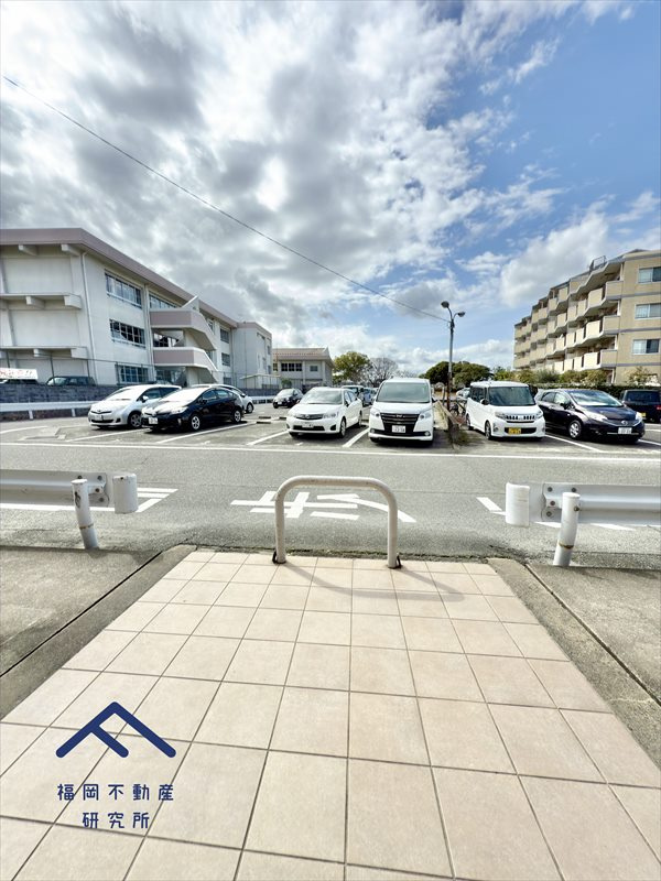 室見グリーンハイツの駐車場