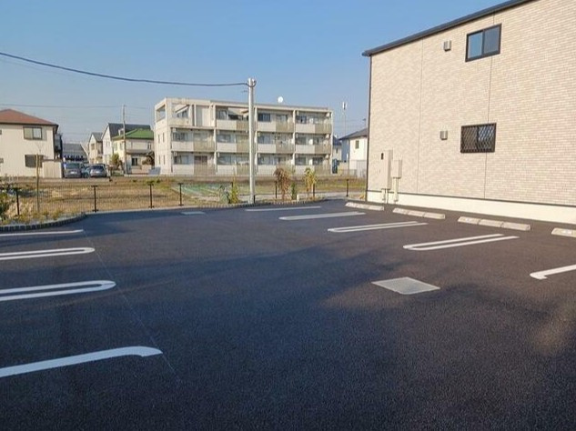 オリュザＡの駐車場