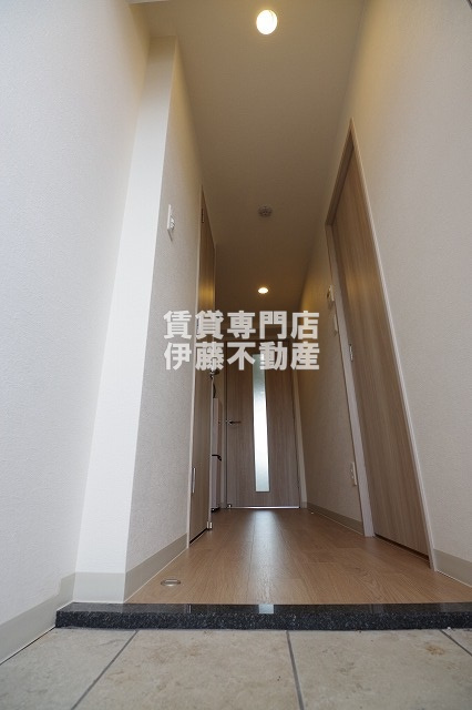 プレイズシード大曽根の玄関