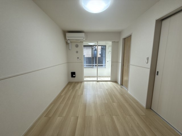 パル山崎の居間・リビング