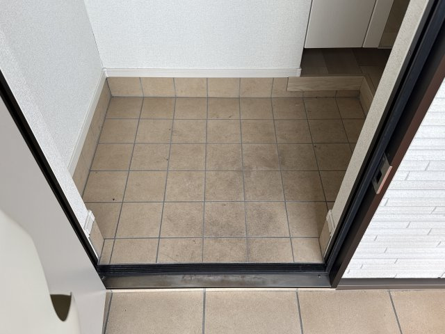 パル山崎の玄関