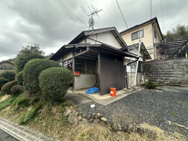 津山市小原　売土地（上物有）62坪