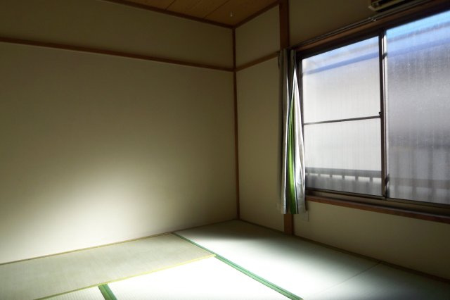 6帖の和室です