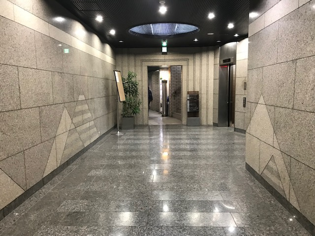 ＫＡＮＯビルのロビー