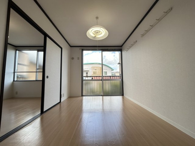 【寝室】 | 紀之国ハイツ