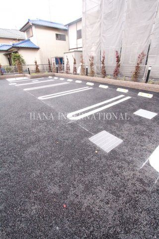 フィオーレの駐車場