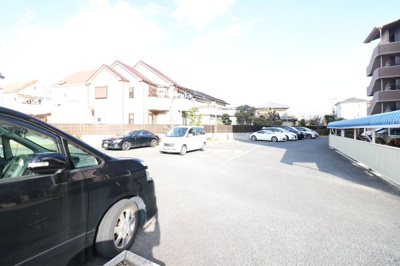 【駐車場】 | ブランシェ寺本
