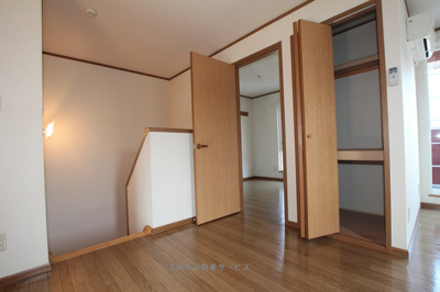 【収納】 | ニュークレストールソフィアＡ | たっぷりとした収納スペースです
ニュークレストールソフィアA棟201号室　2013/8/12撮影