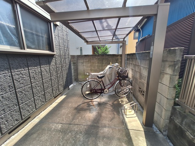 Ｔ．Ｙ．Ｋ．のその他共用部分|屋根付き駐輪場