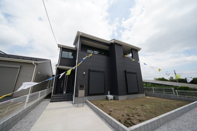 新築　太田市鳥山上町第3　Livele Garden.S　2号棟の外観|現地写真　2025年6月完成！物件のご内覧等、お気軽にお問合せください♪　							

