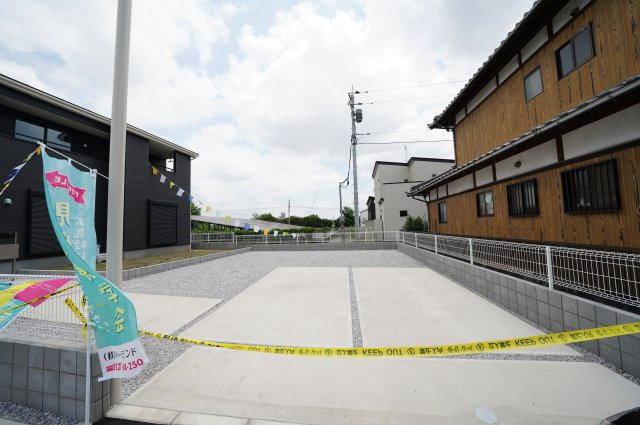新築　太田市鳥山上町第3　Livele Garden.S　2号棟の駐車場|現地写真　駐車スペースは4台分可能です！
