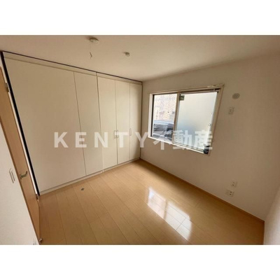 【居間・リビング】 | ラ メゾネット ヴェルトゥ | ゆったり過ごせる居間です