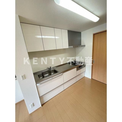 【キッチン】 | ラ メゾネット ヴェルトゥ | きれいなキッチンです