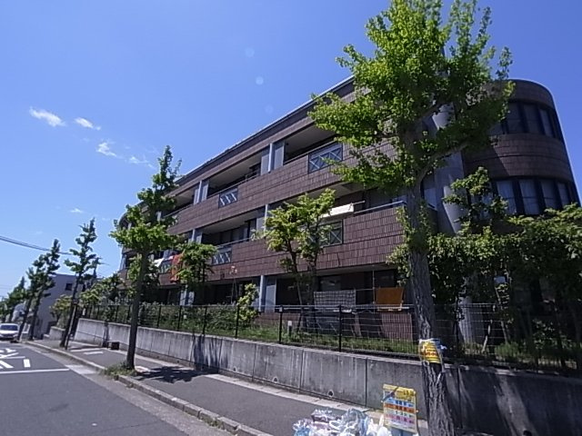 神戸市須磨区白川台７丁目の賃貸マンションの外観
