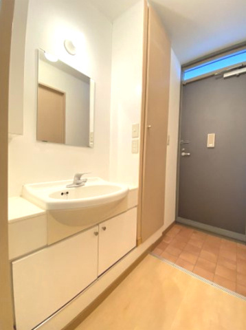 ルミエール一吉の独立洗面台