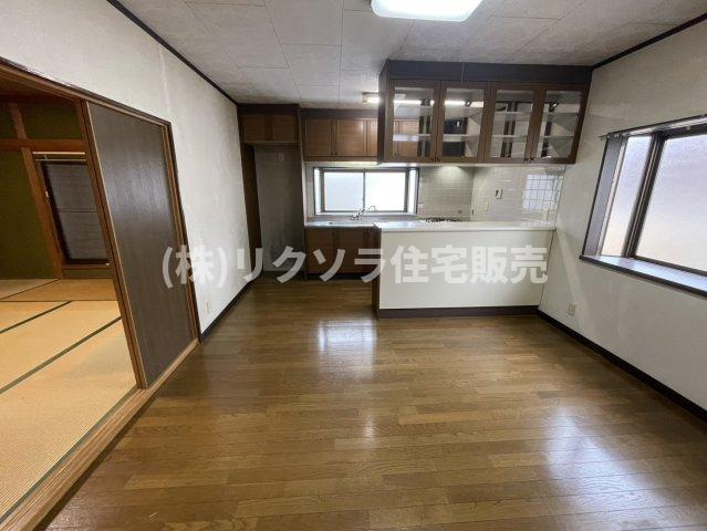 星丘2丁目　中古一戸建てのダイニング|LDK11.0帖
■物件内覧・資金計画相談・住宅ローン相談、リフォーム相談、お問合せ受付中■
※当日・翌日のご内覧、ご相談はお電話でのお問合せがスムーズです！