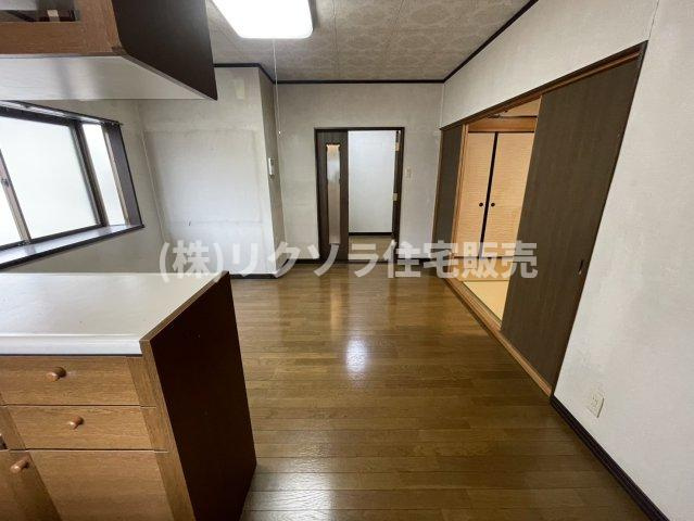 星丘2丁目　中古一戸建てのダイニング|LDK11.0帖
■物件内覧・資金計画相談・住宅ローン相談、リフォーム相談、お問合せ受付中■
※当日・翌日のご内覧、ご相談はお電話でのお問合せがスムーズです！