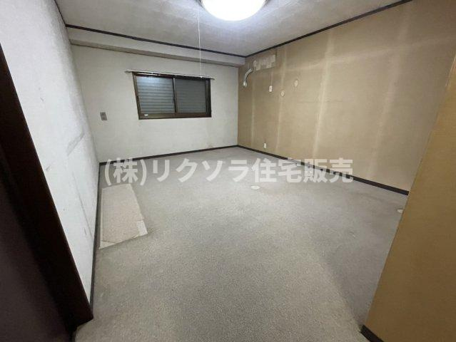 星丘2丁目　中古一戸建ての洋室|洋室10.5帖
■物件内覧・資金計画相談・住宅ローン相談、リフォーム相談、お問合せ受付中■
※当日・翌日のご内覧、ご相談はお電話でのお問合せがスムーズです！