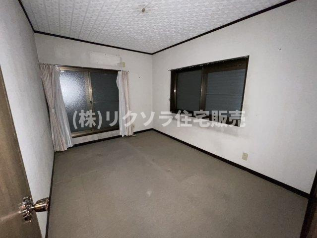 星丘2丁目　中古一戸建ての寝室|洋室6.0帖
■物件内覧・資金計画相談・住宅ローン相談、リフォーム相談、お問合せ受付中■
※当日・翌日のご内覧、ご相談はお電話でのお問合せがスムーズです！