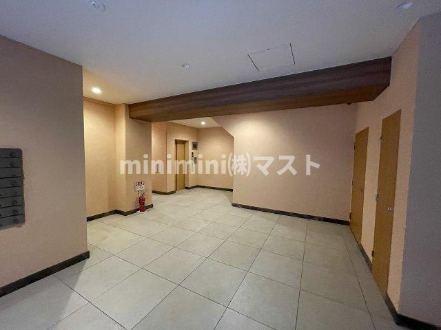 L-EROLA此花（エルフローラ）のロビー