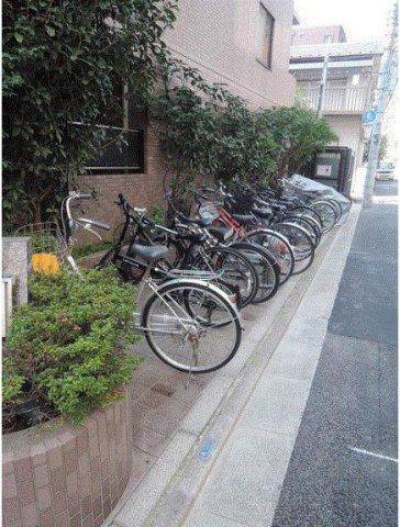 日神パレステージ音羽のその他|駐輪場