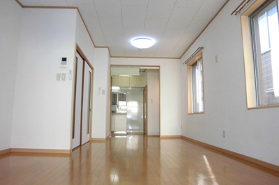 【居間・リビング】 | 上野ハイツ