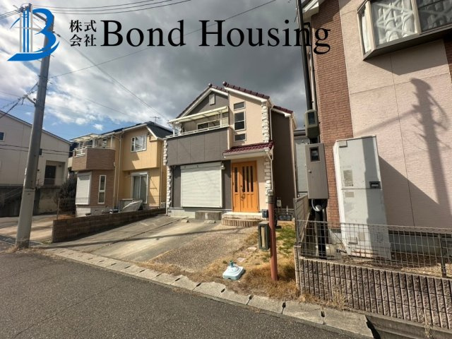 「リフォ済」「車並列3台」 玉津町高津橋 築16年の前面道路含む現地写真