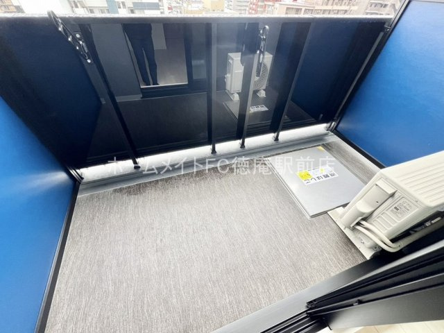 東大阪市高井田西６丁目の賃貸マンションのバルコニー
