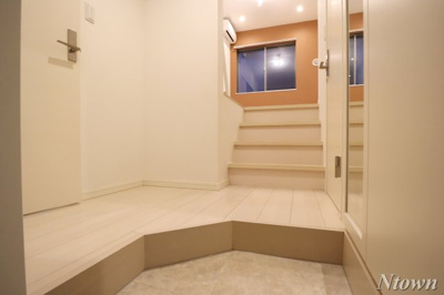 【玄関】 | アーク名古屋 | シンプルで使いやすい玄関です