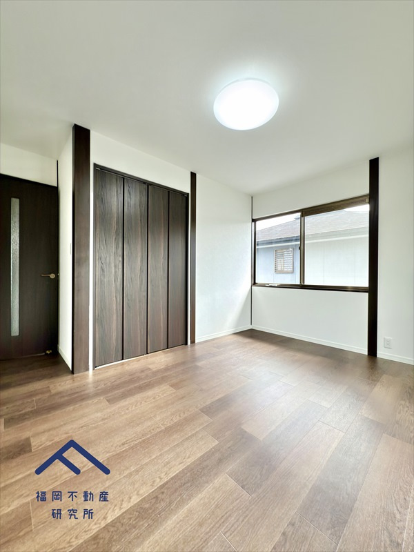 筑紫野市美しが丘南４丁目　戸建ての洋室