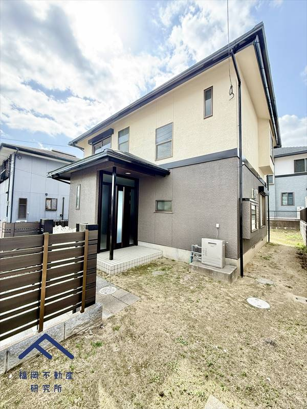 筑紫野市美しが丘南４丁目　戸建ての外観