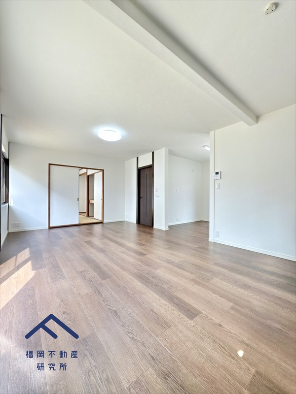 筑紫野市美しが丘南４丁目　戸建ての居間・リビング