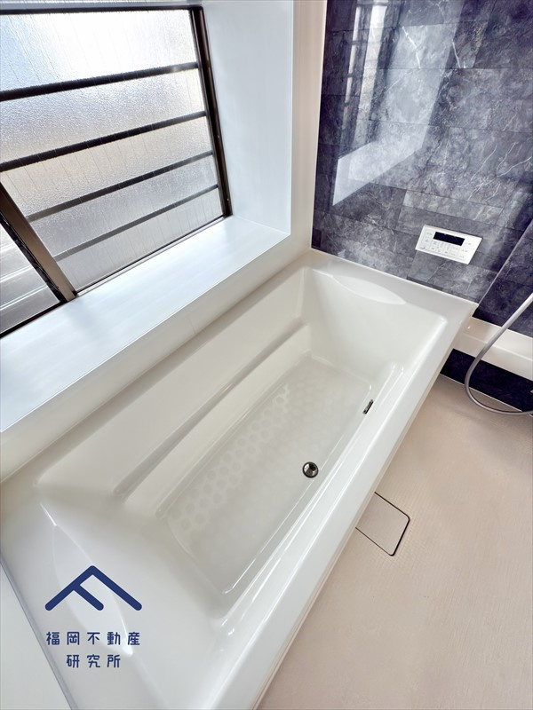 筑紫野市美しが丘南４丁目　戸建ての浴室