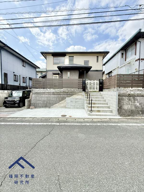 筑紫野市美しが丘南４丁目　戸建ての外観