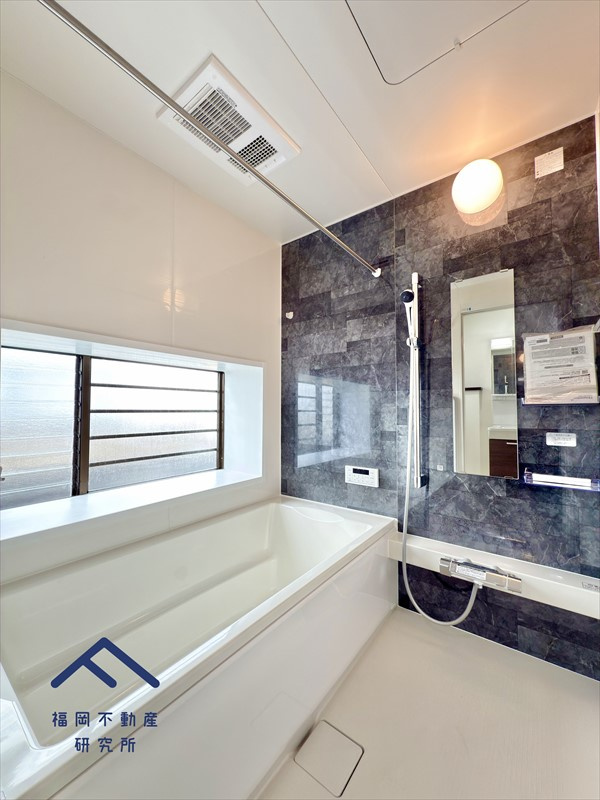 筑紫野市美しが丘南４丁目　戸建ての浴室