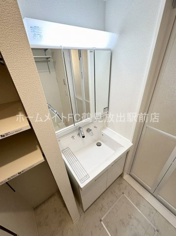 東大阪市森河内西２丁目のアパートの独立洗面台