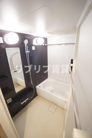 プレミスト千葉公園の浴室