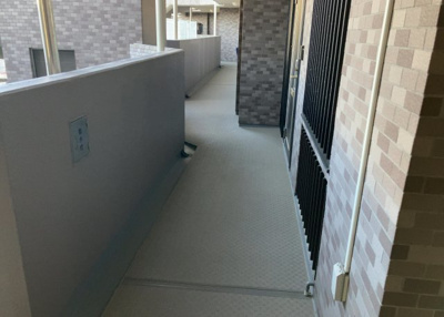 【その他共用部分】 | ライオンズガーデン相模原 | 共有部分は、住民なら誰もが使える設備のこと。例えば駐車場やエレベーター、インターネット設備、セキュリティ設備などがあります。他にも、マンションの廊下・外部階段やエントランス・ゴミ置き場などがあります。