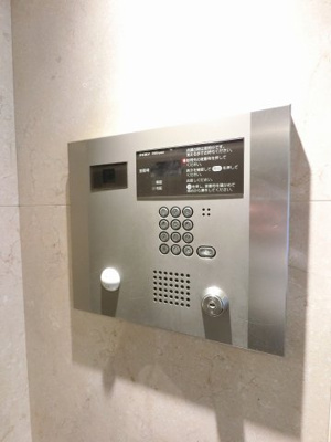 【防犯設備】 | リステージ響の森横濱鶴見 | オートロック完備で防犯面も安心です。