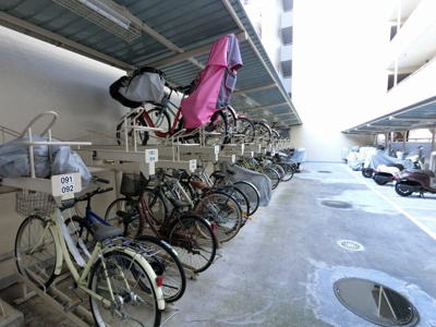 【駐輪場】 | リステージ響の森横濱鶴見 | 敷地内駐輪場です。