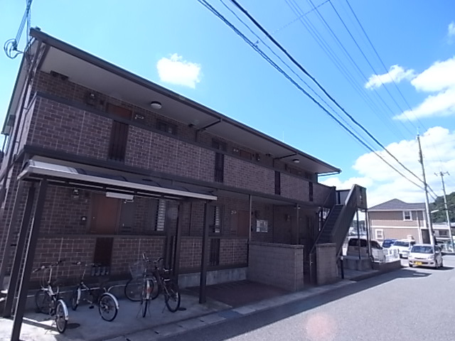 神戸市北区谷上西町のアパートの外観