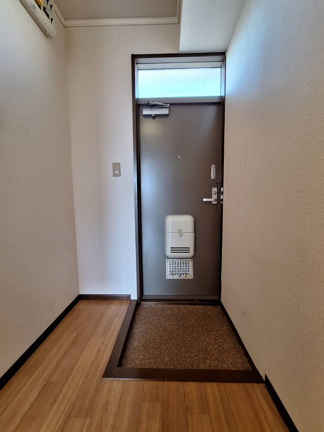 シティハイム　リラビスタの玄関