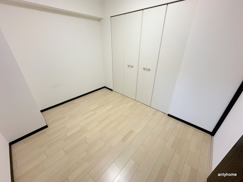 アーデンタワー本町イースト　仲介手数料無料の寝室