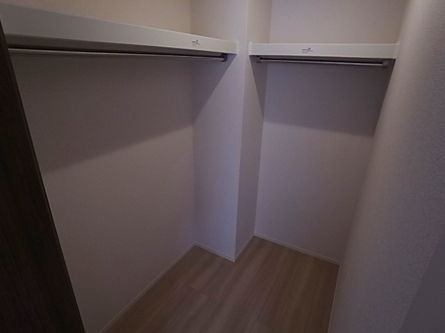 神戸市長田区雲雀ケ丘３丁目のアパートの収納|ウォークインクローゼット