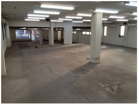 スポーツアベニュー敷地内店舗の内装