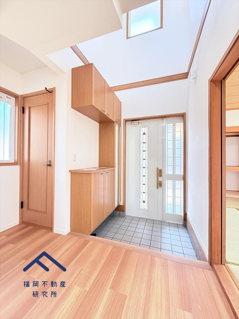 古賀市舞の里５丁目　戸建ての玄関