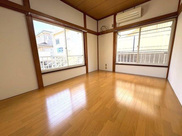 ハイツ宮森Ⅰの居間・リビング